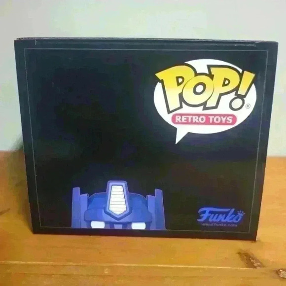 Funko pop transformers optimus prime lights and sound funko exclusive large pop - Picture 2 of 6